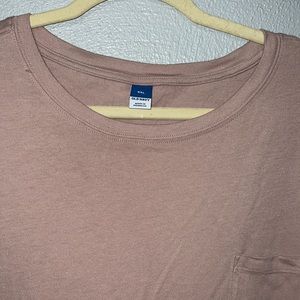 Old Navy XXL LIGHT BROWN TSHIRT CROP TOP WITH POCKET AND V SPLITS AT SIDES. Cute
